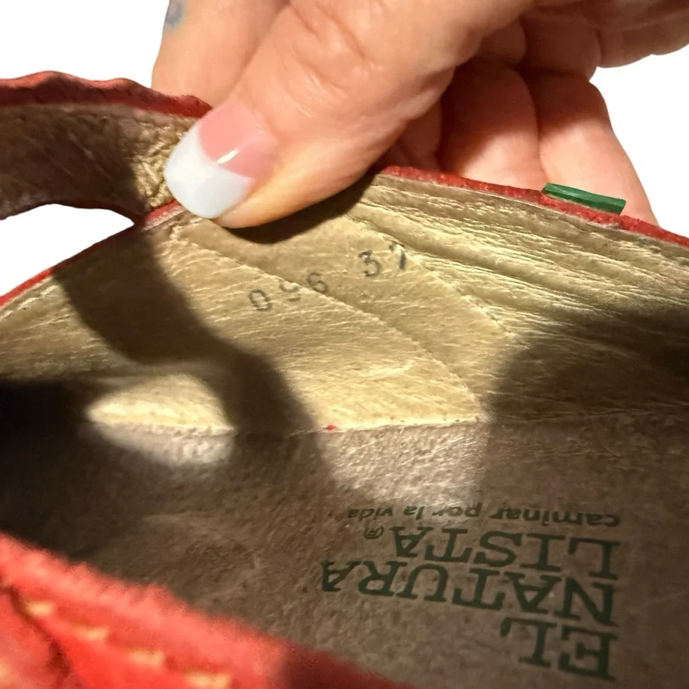 El Naturalista Red Leather Mary Jane Clogs with Contrast Stitching - Picture 8 of 9